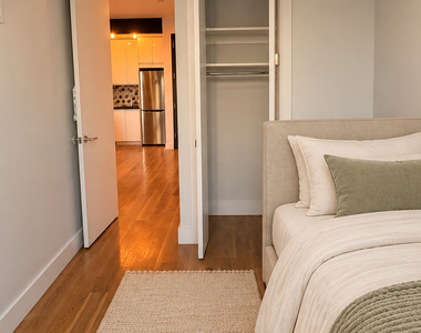 668 Rutland Rd - Photo Thumbnail 8