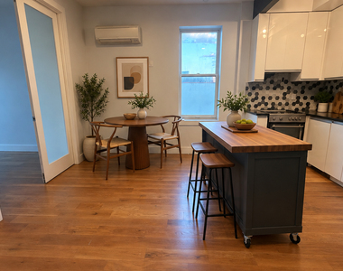 668 Rutland Rd - Photo Thumbnail 11