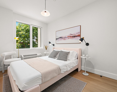 102 E 53rd St - Photo Thumbnail 8