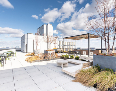 1499 Bedford Ave - Photo Thumbnail 6