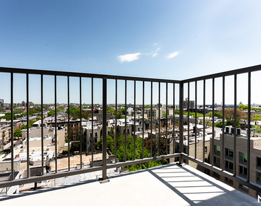 1499 Bedford Ave - Photo Thumbnail 4