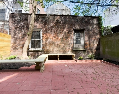 115 Carlton Ave - Photo Thumbnail 3