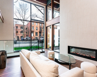 654 Madison St - Photo Thumbnail 1