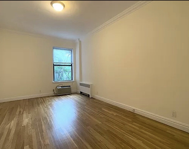 240 East 83rd Street - Photo Thumbnail 1
