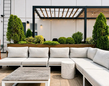 368 Leonard Street - Photo Thumbnail 6
