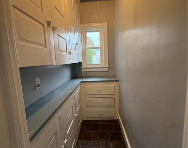526 Boyden Street - Photo Thumbnail 8