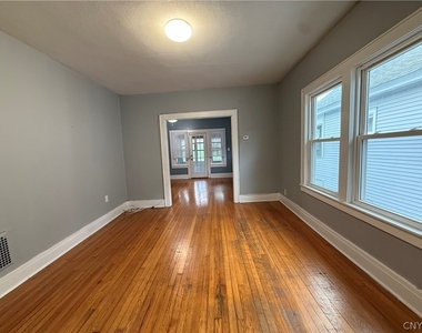 526 Boyden Street - Photo Thumbnail 4