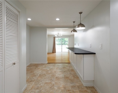 332 Butterfield Avenue - Photo Thumbnail 40