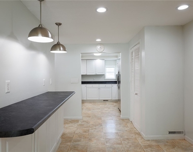 332 Butterfield Avenue - Photo Thumbnail 41