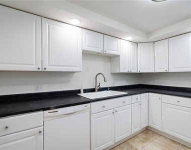 332 Butterfield Avenue - Photo Thumbnail 45