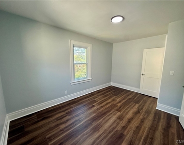 1205 Lancaster Avenue - Photo Thumbnail 24