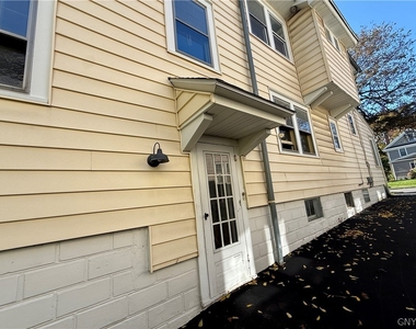 1205 Lancaster Avenue - Photo Thumbnail 3