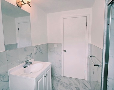 63 Cascade Drive - Photo Thumbnail 17