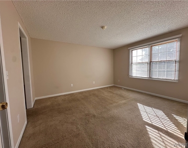 16 Hubbardston Place - Photo Thumbnail 18