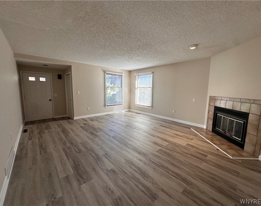 16 Hubbardston Place - Photo Thumbnail 6