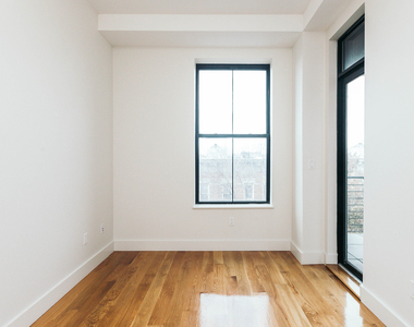 55-27 Myrtle Ave - Photo Thumbnail 8
