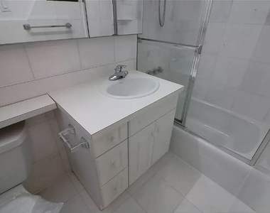 148 West 68th Street - Photo Thumbnail 3