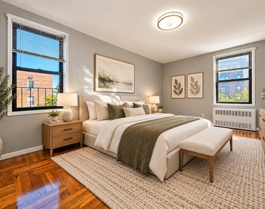 525-527 Riverdale Avenue - Photo Thumbnail 1