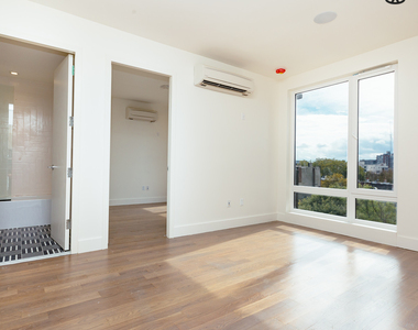1068 Fulton St - Photo Thumbnail 15