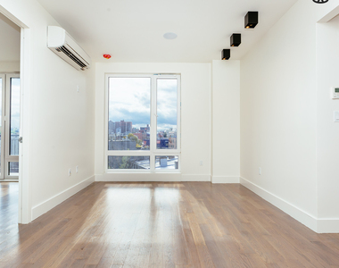 1068 Fulton St - Photo Thumbnail 17