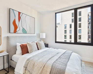54 Crown Street - Photo Thumbnail 6