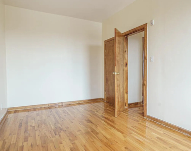650 Crown Street - Photo Thumbnail 6