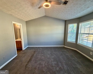 3123 Fields Drive - Photo Thumbnail 9