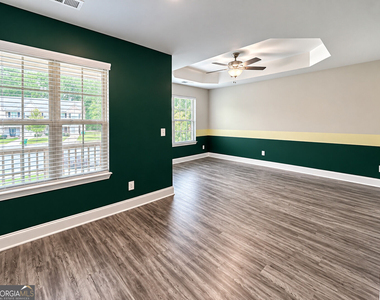 2557 Castellan Drive - Photo Thumbnail 18