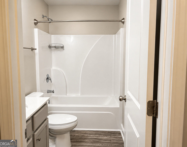2557 Castellan Drive - Photo Thumbnail 38