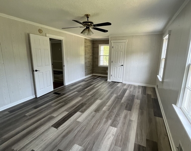 55 Nickel Road - Photo Thumbnail 6