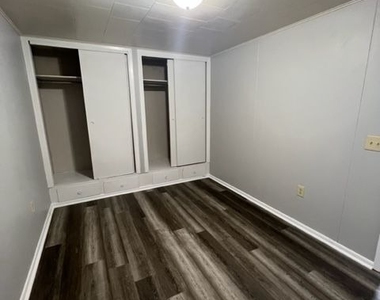 601 Cedarwood Drive - Photo Thumbnail 7
