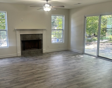 7040 Hassana Lane - Photo Thumbnail 3