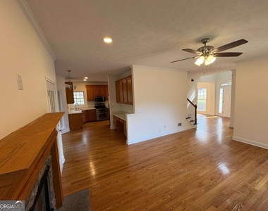 116 Hickory Trail - Photo Thumbnail 25
