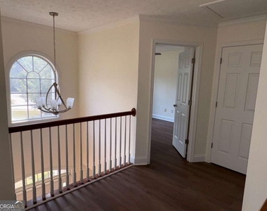 116 Hickory Trail - Photo Thumbnail 14