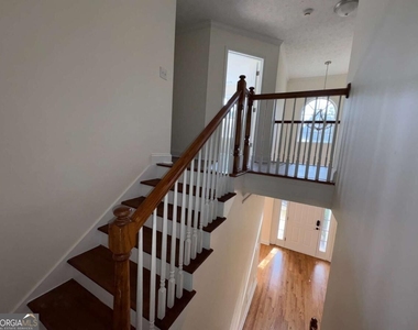 116 Hickory Trail - Photo Thumbnail 12