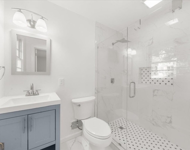 2201 Fairway Circle Ne - Photo Thumbnail 32