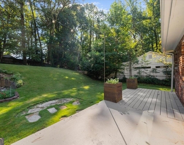 2201 Fairway Circle Ne - Photo Thumbnail 36