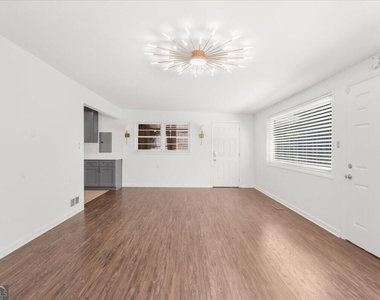 2201 Fairway Circle Ne - Photo Thumbnail 25