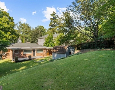 2201 Fairway Circle Ne - Photo Thumbnail 42