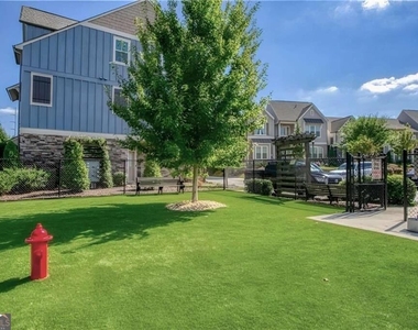 1058 Kirkland Circle - Photo Thumbnail 29