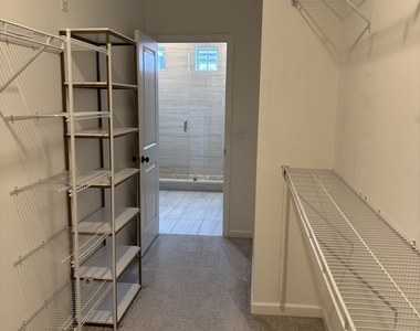 1058 Kirkland Circle - Photo Thumbnail 18