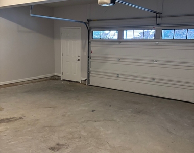 4764 Highside Way - Photo Thumbnail 21