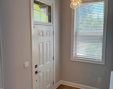 4764 Highside Way - Photo Thumbnail 14