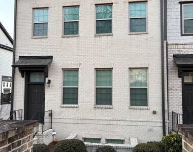 4764 Highside Way - Photo Thumbnail 1