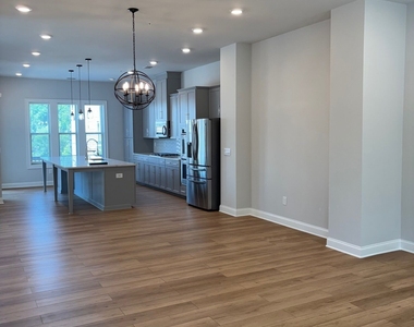 4764 Highside Way - Photo Thumbnail 5