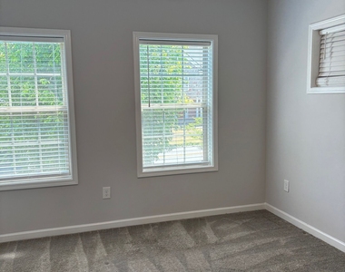4764 Highside Way - Photo Thumbnail 13