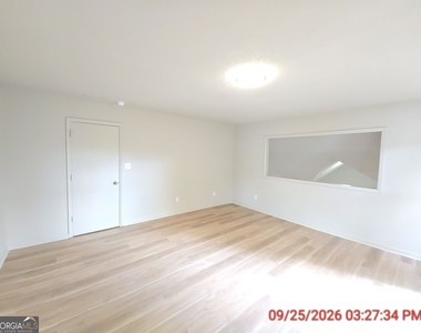 391 N Beach Court - Photo Thumbnail 8