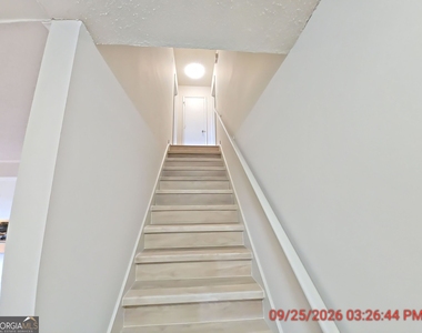 391 N Beach Court - Photo Thumbnail 6