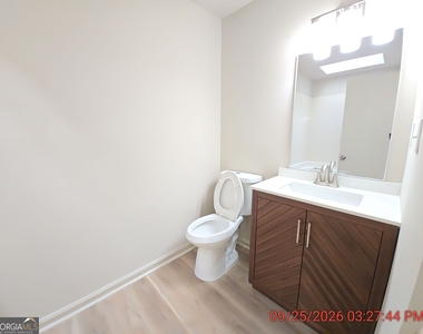 391 N Beach Court - Photo Thumbnail 9