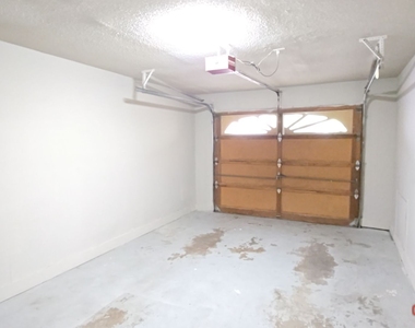 391 N Beach Court - Photo Thumbnail 15
